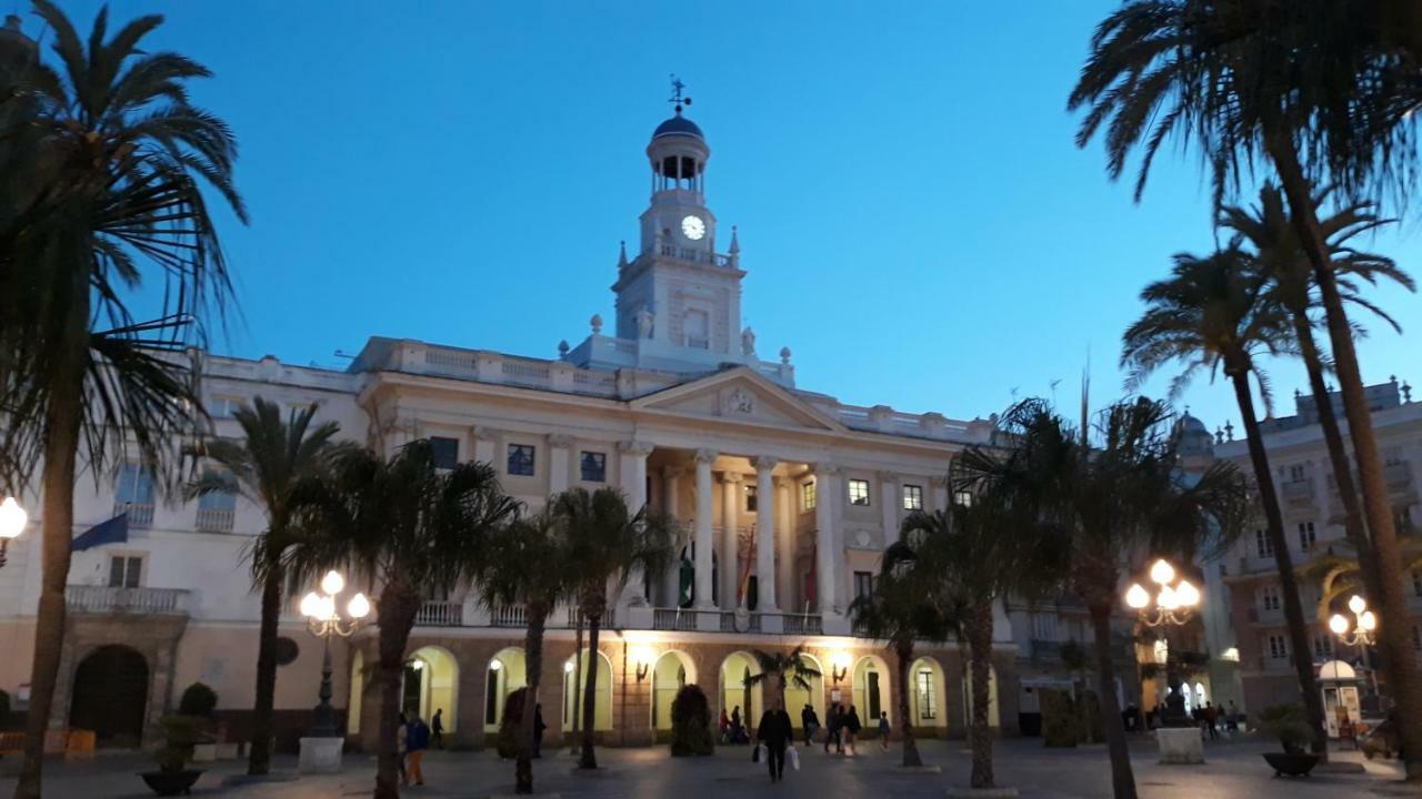 El Rincon Del Tio De La Tiza Apartman Cádiz Kültér fotó
